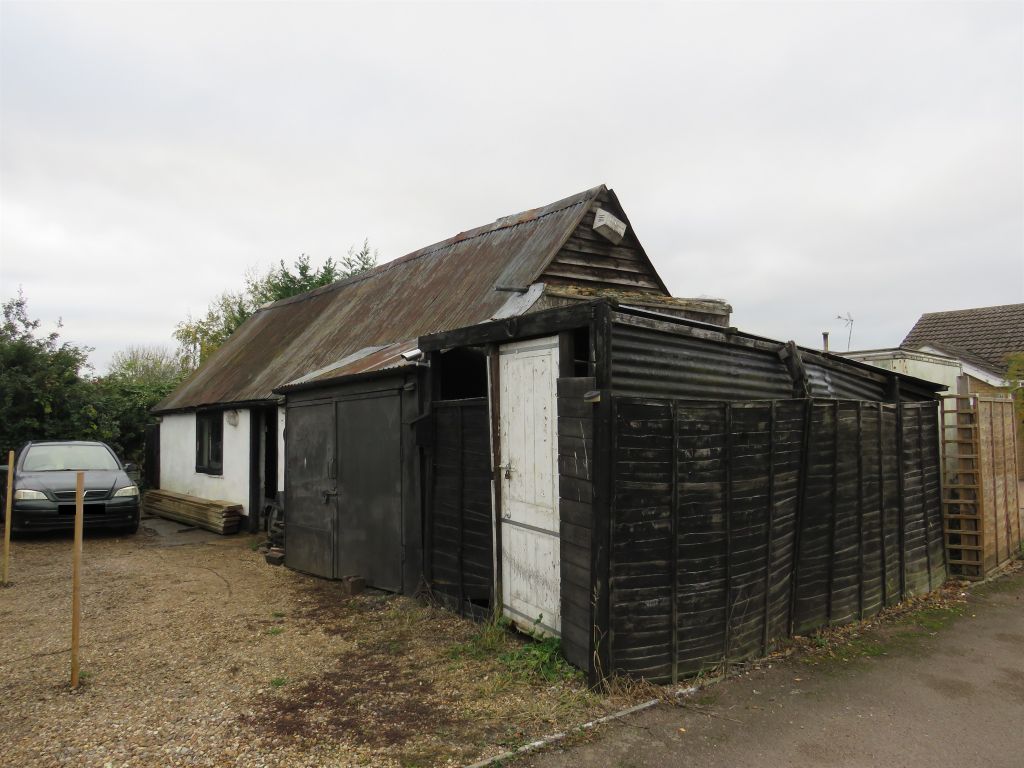 1 bed detached bungalow for sale in Wimblington Road, Doddington, March
