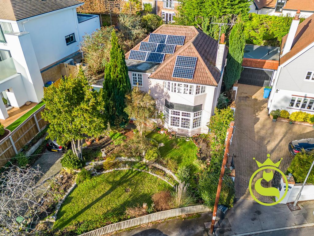 4 bed detached house for sale in Anthonys Avenue, Poole BH14 Zoopla