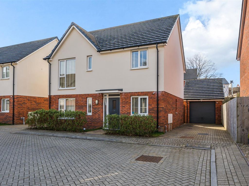 4 bed detached house for sale in Clos Coed Collings, Sketty, Swansea