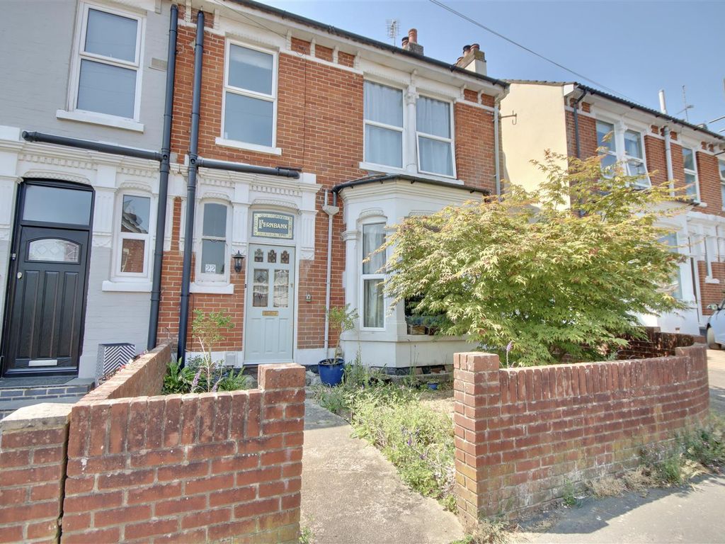 4 bed semidetached house for sale in Avondale Road, Waterlooville PO7