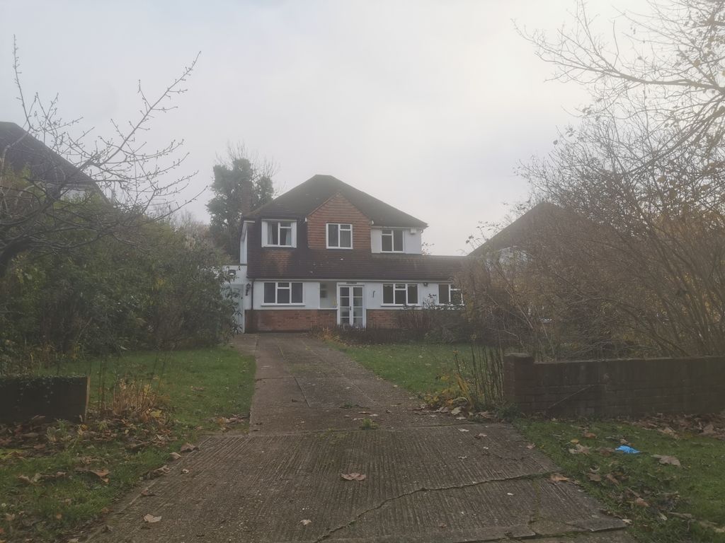 4 bed detached house for sale in Cuddington Way, Cheam SM2 Zoopla