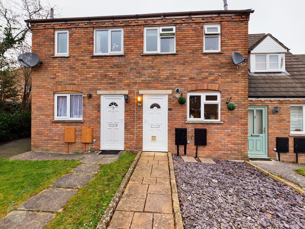 2 bed terraced house for sale in Glastonbury Close, Hereford HR2 Zoopla