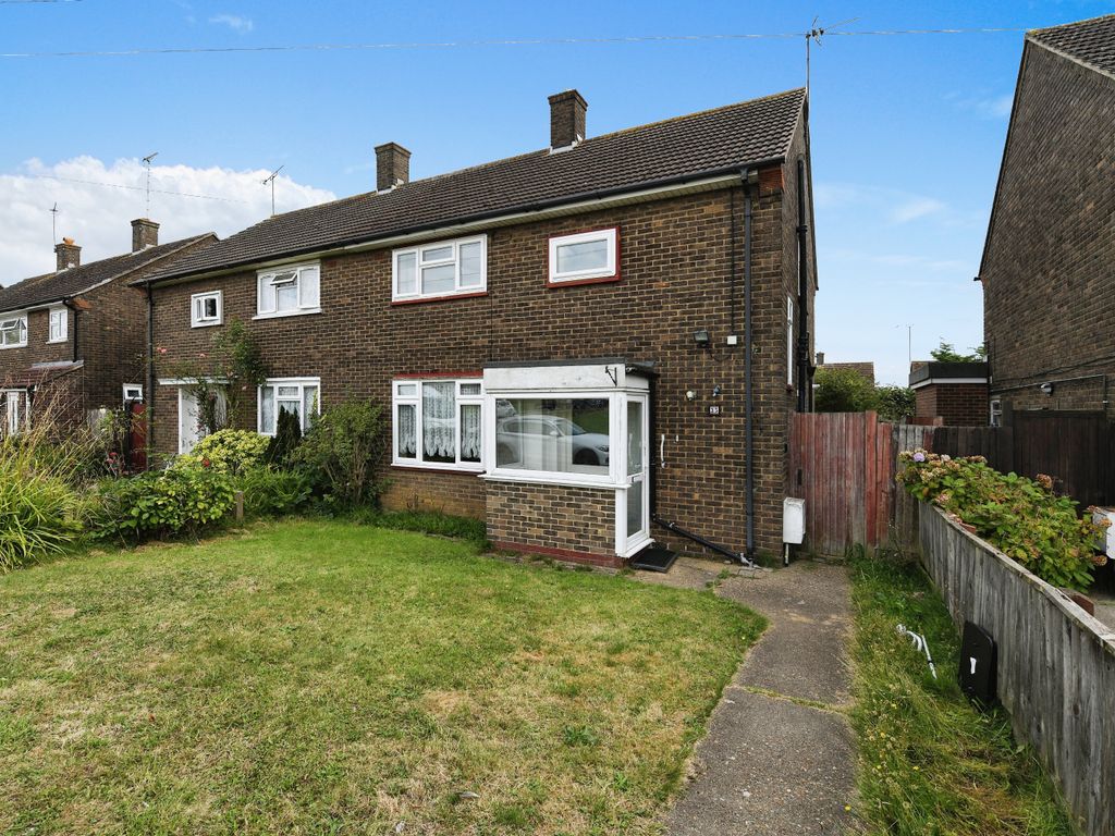 3 bed semidetached house for sale in Coram Green, Hutton, Brentwood