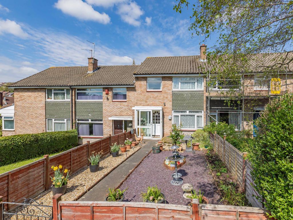 3 bed terraced house for sale in Penfield Road, St Werburghs, Bristol