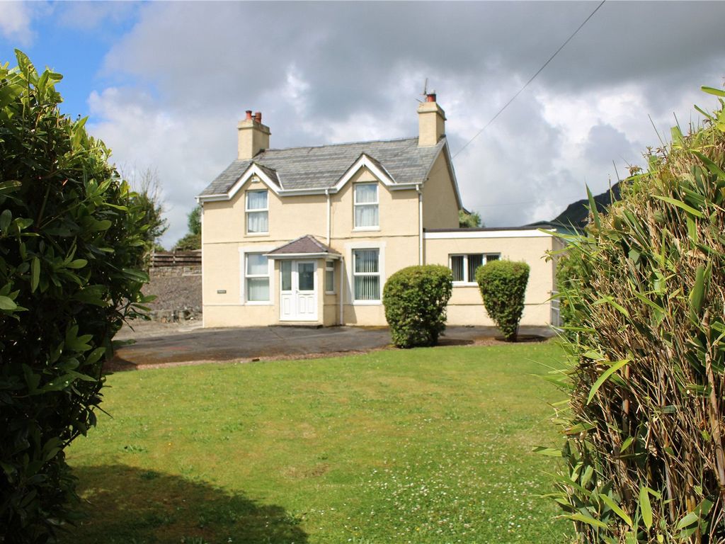 4 bed detached house for sale in Tremadog, Porthmadog, Tremadog