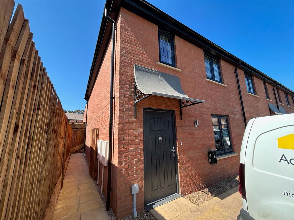 New home, 3 bed end terrace house for sale in Jubilee Way, Noent Edge