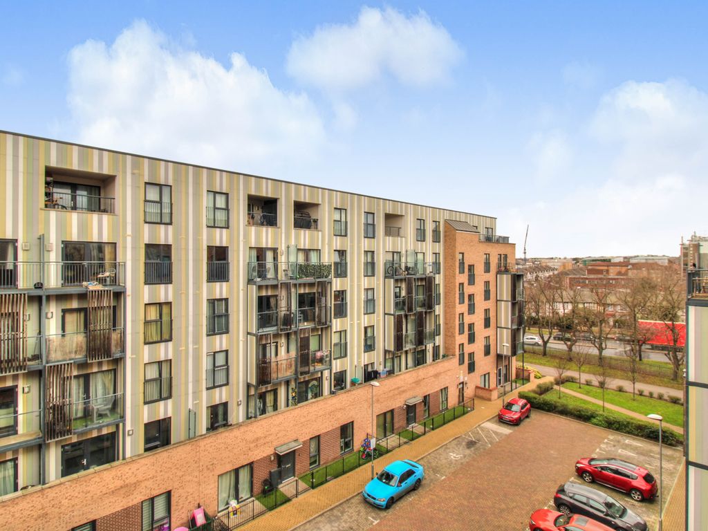 1 bed flat for sale in Maxwell Road, Romford RM7 Zoopla