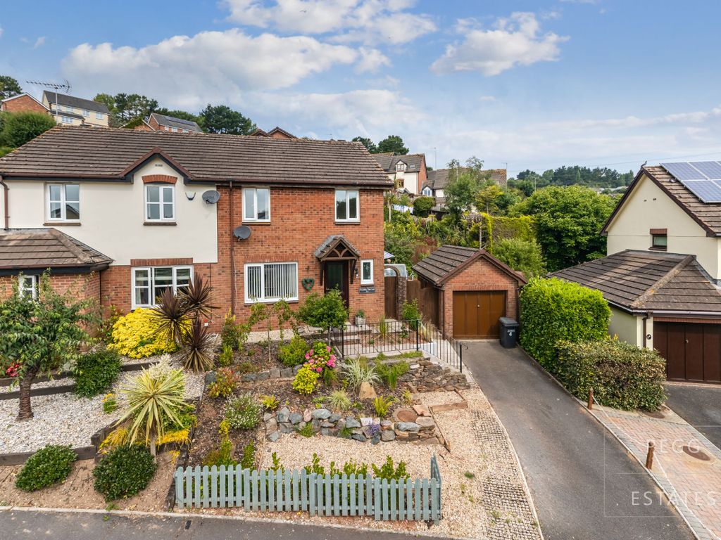 3 bed semidetached house for sale in Plantation Way, Torquay TQ2, £