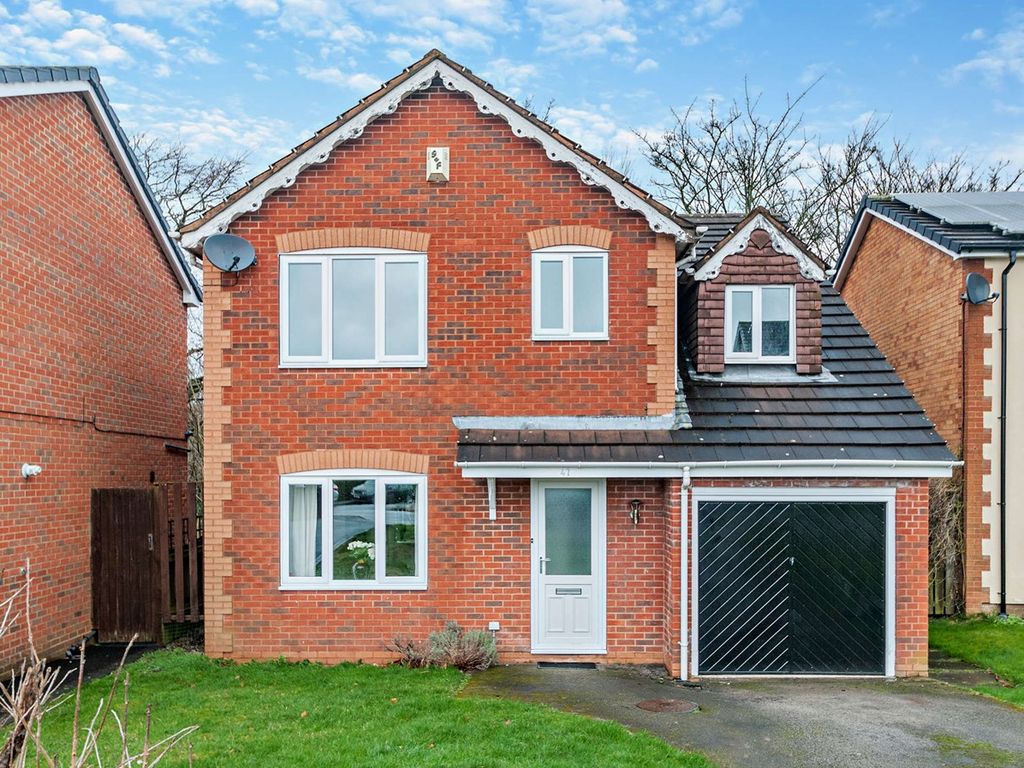 4 bed detached house for sale in Shirley Avenue, Gomersal, Cleckheaton