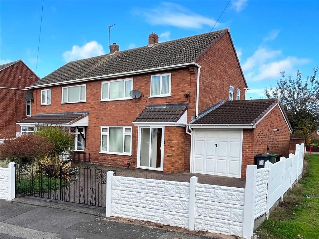 3 bed semidetached house for sale in Harrison Road, Pelsall, Walsall