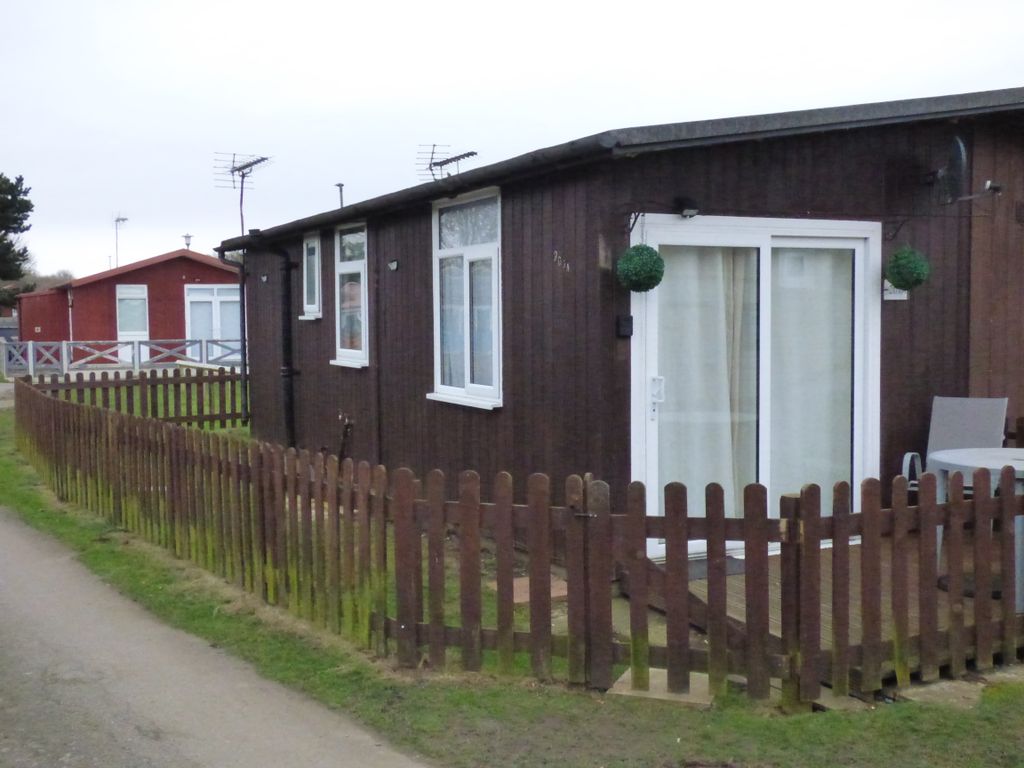 1 bed mobile/park home for sale in Eighth Avenue, Wilsthorpe