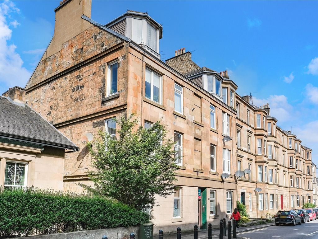 1 bed flat for sale in Old Castle Road, Glasgow, Glasgow City G44, £