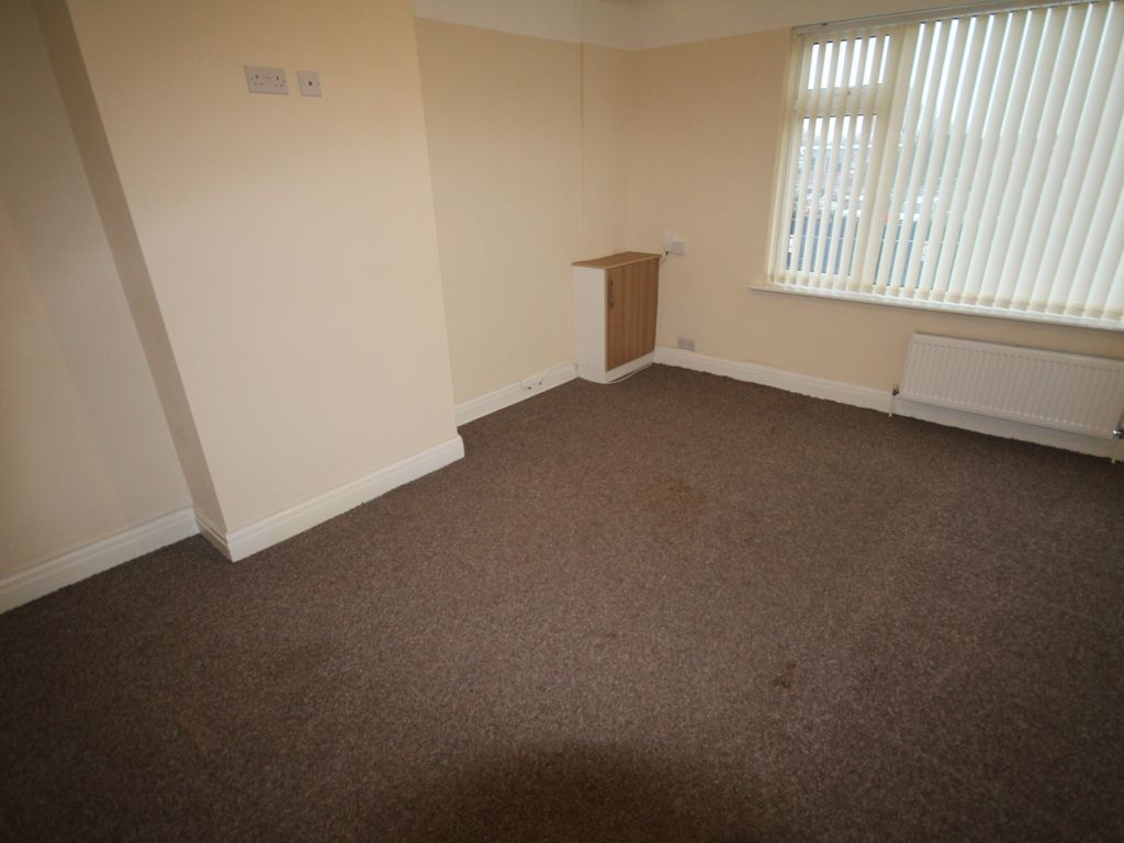 2 bed flat to rent in Mill Lane, Old Swan, Liverpool L13, £600 pcm Zoopla