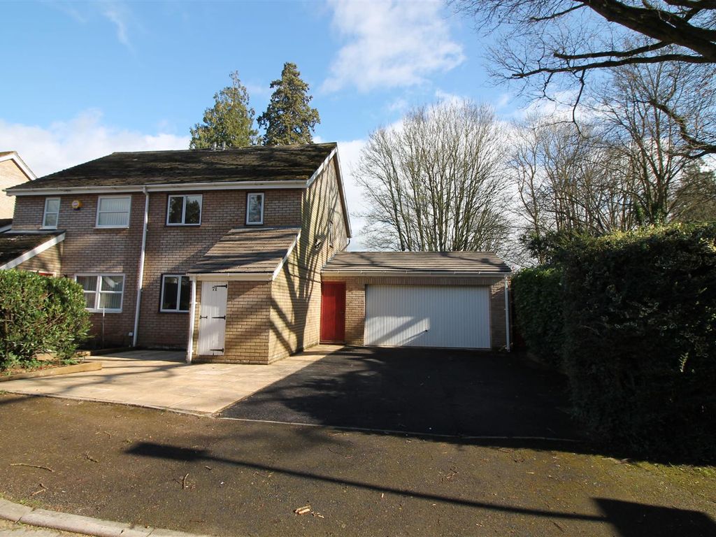 3 bed property to rent in Lakeside, Newent GL18 Zoopla