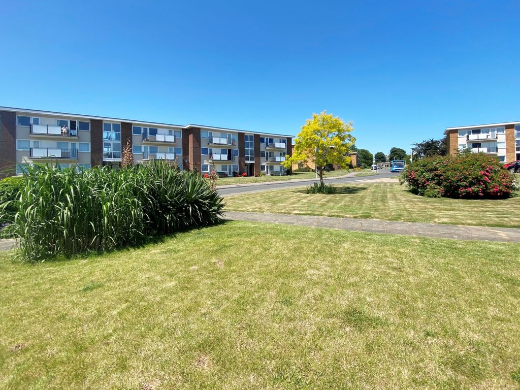 2 bed flat for sale in Lord Warden Avenue, Walmer CT14 Zoopla