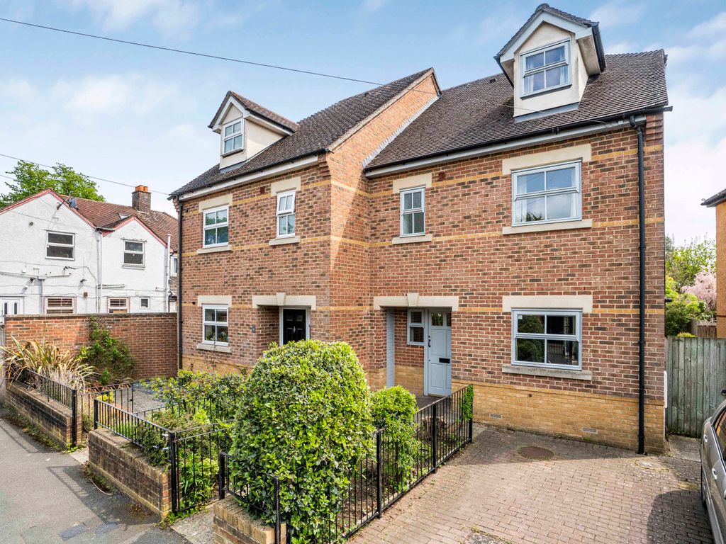 4 bed semidetached house for sale in Oswestry Road, New Hinksey OX1
