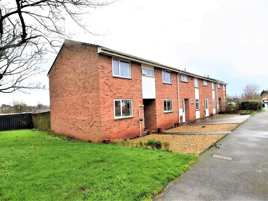 4 bed end terrace house for sale in Ribston Avenue, Hill Barton, Exeter