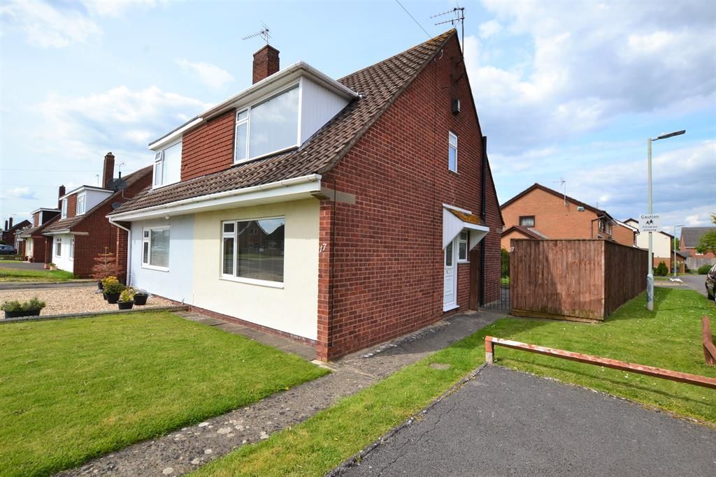 3 bed semidetached house to rent in Dunster Road, Springbank