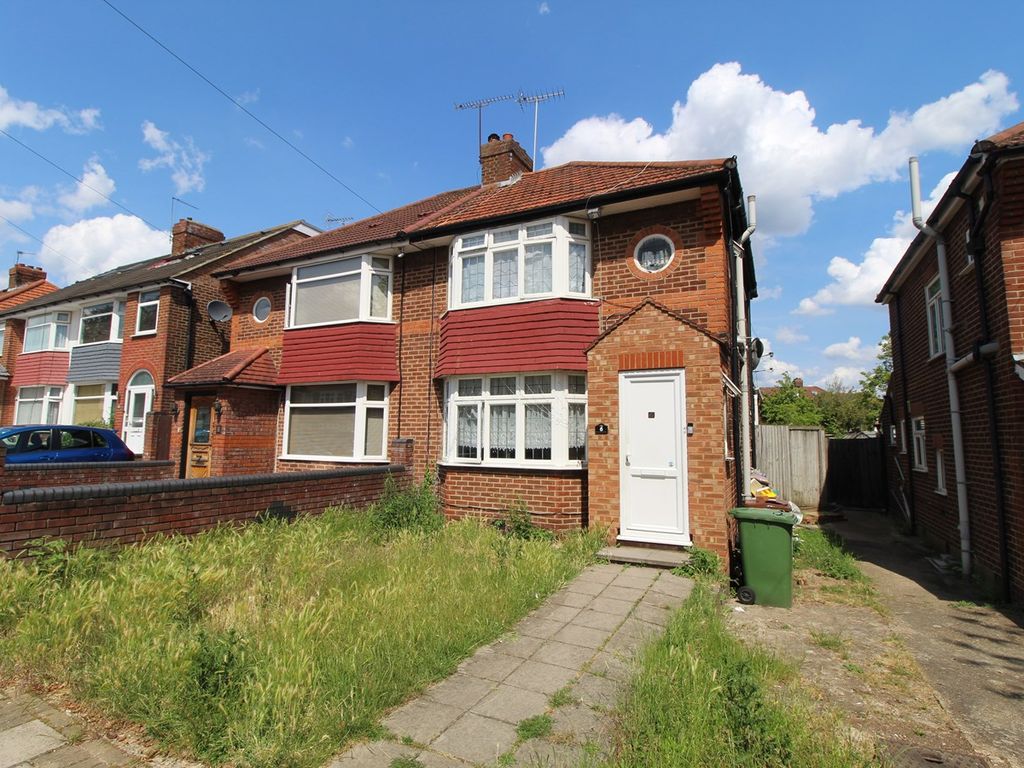3 bed semidetached house for sale in Broomgrove Gardens, Edgware HA8