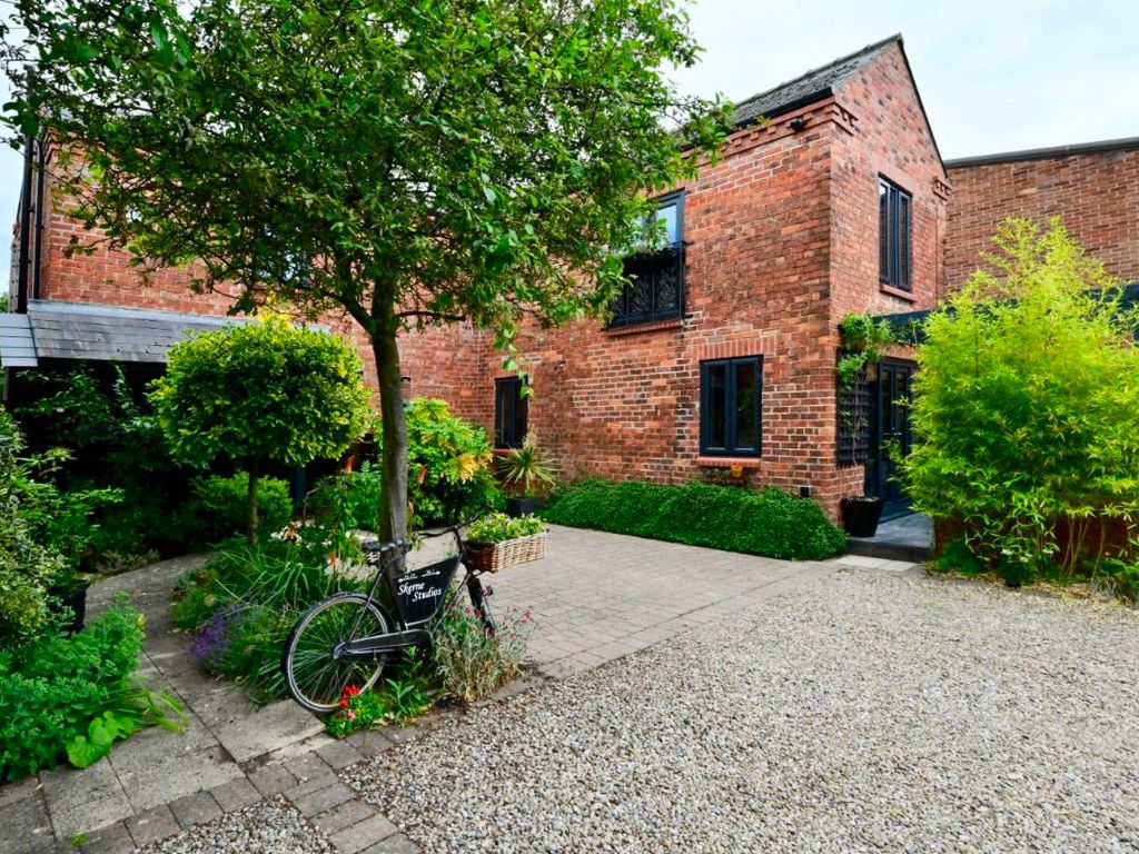 2 bed detached house for sale in Skerne Studios, Weir Street
