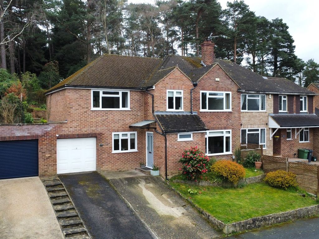 4 bed semidetached house for sale in Arundel Road, Camberley GU15, £