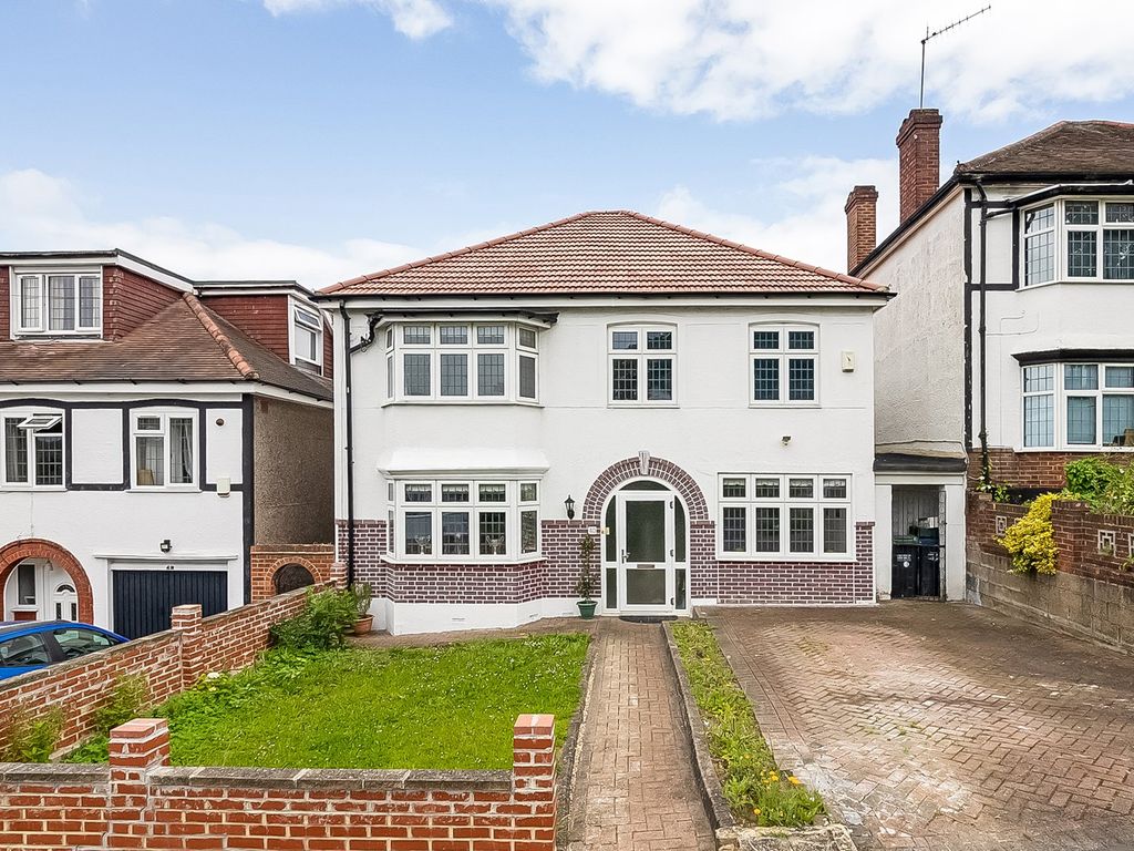 4 bed detached house for sale in Downsview Road, London SE19, £850,000