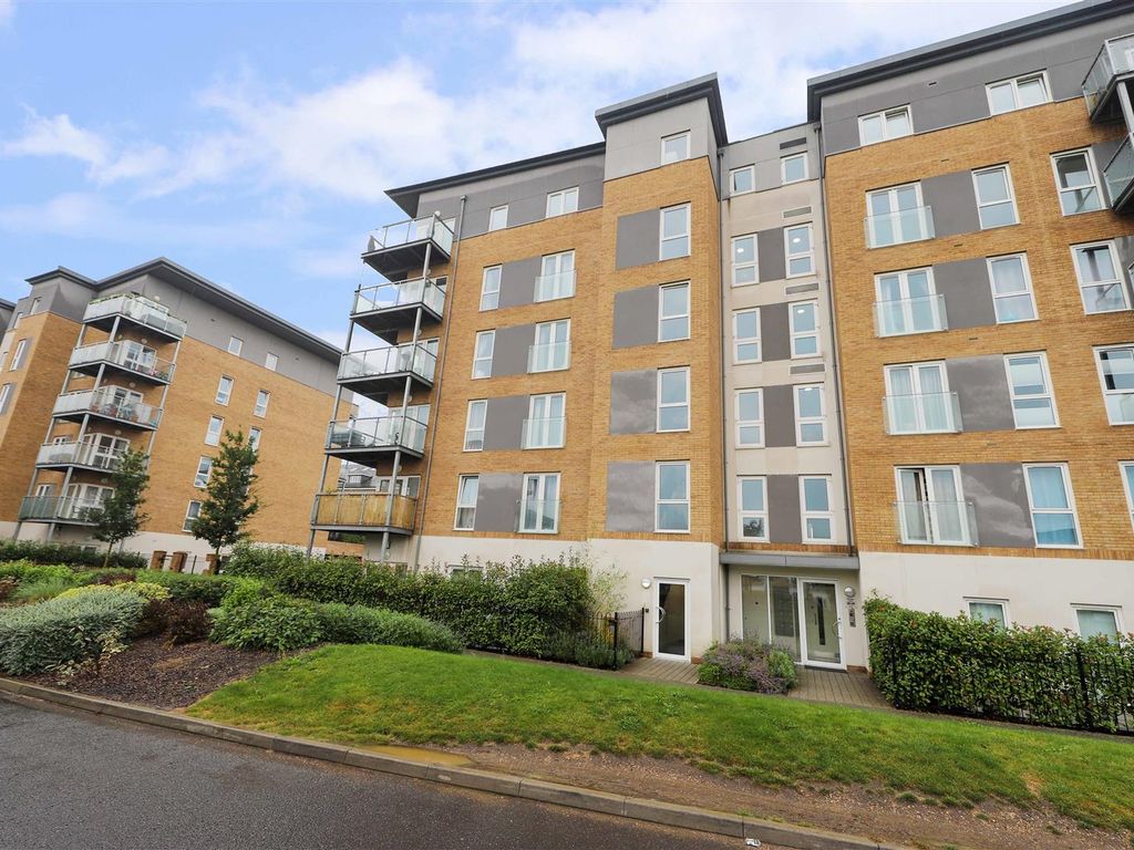 Pennyroyal Drive, West Drayton UB7  