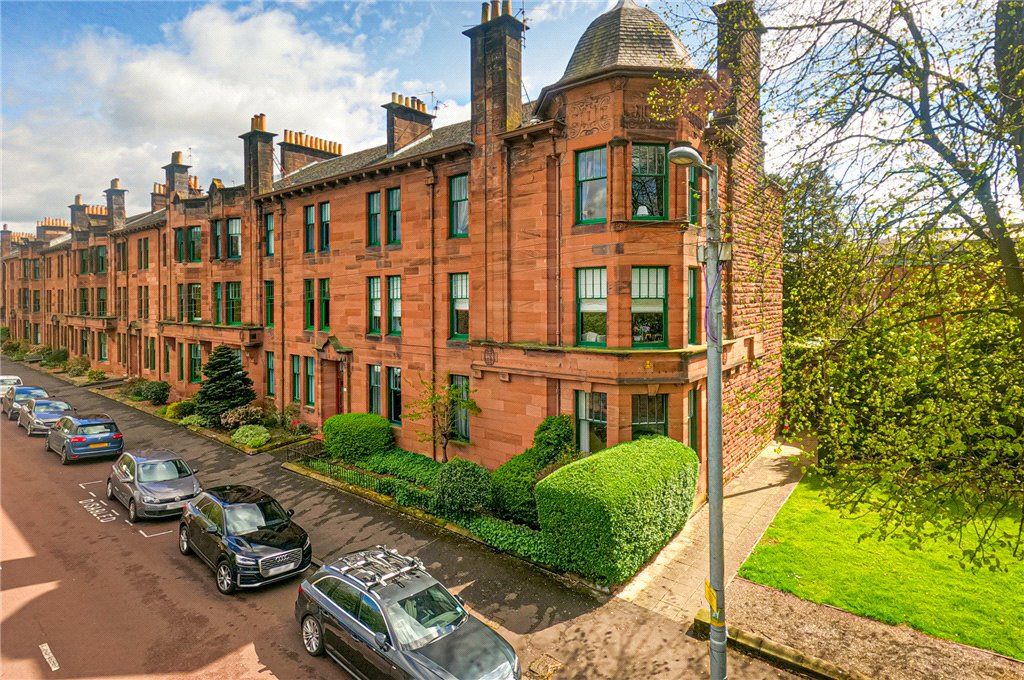 4 bed flat for sale in Fotheringay Road, Pollokshields, Glasgow G41