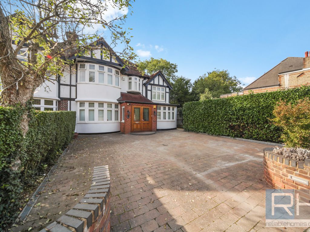 5 bed semidetached house to rent in Westbury Road, Woodside Park, London N12 Zoopla