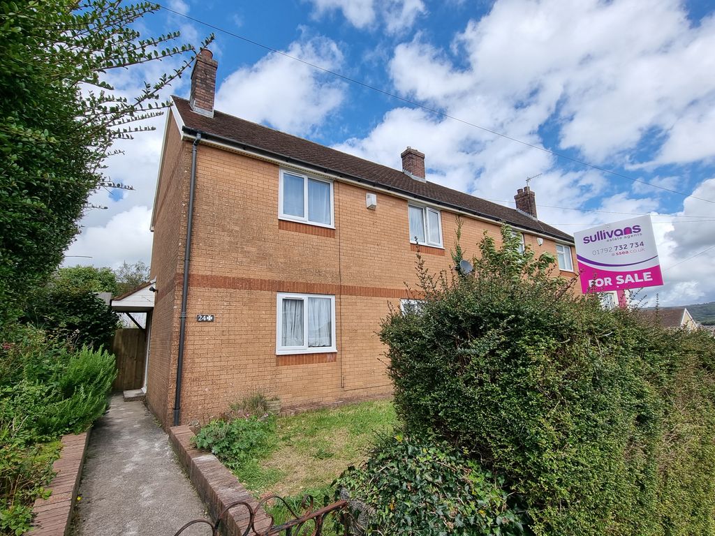 3 bed semidetached house for sale in Heol Esgyn, Longford, Neath SA10, £160,000 Zoopla
