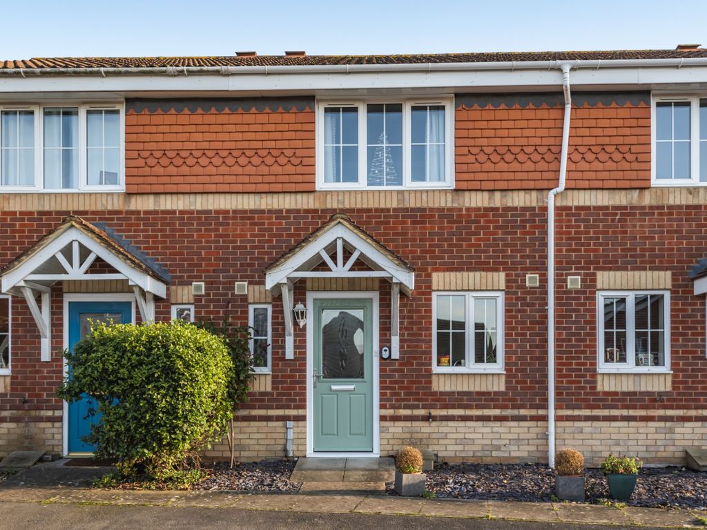 2 bed terraced house for sale in Micheldever Gardens, Whitchurch RG28