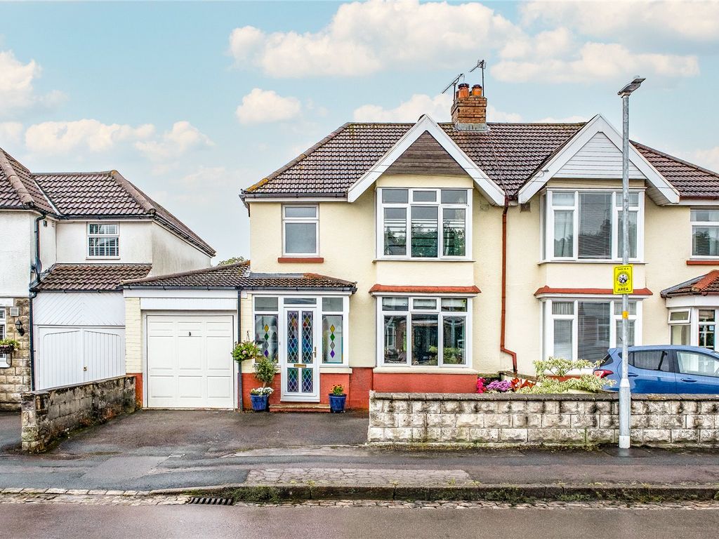 3 bed semidetached house to rent in Broome Manor Lane, Old Town