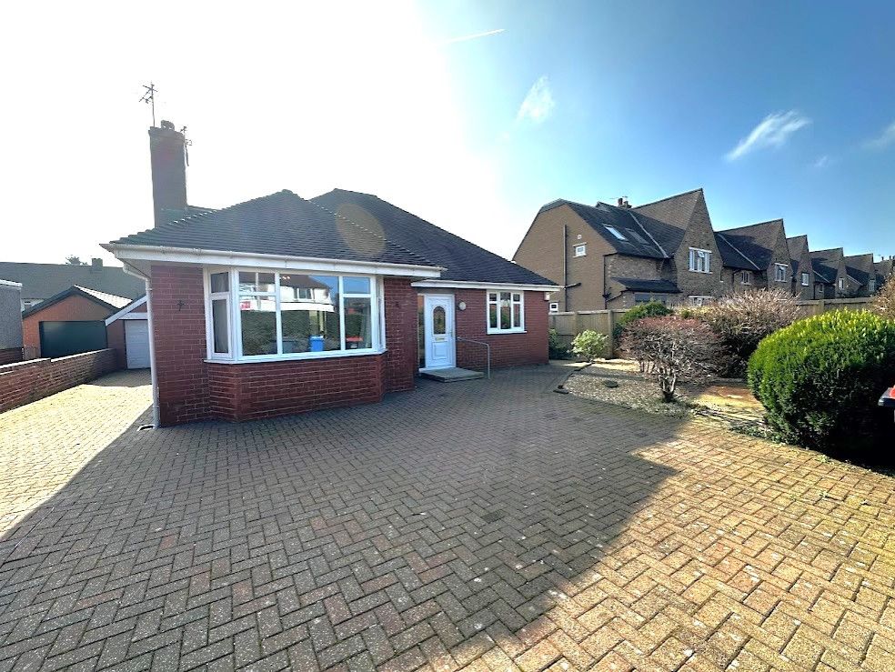 3 bed bungalow for sale in Garstang Road East, PoultonLeFylde FY6, £