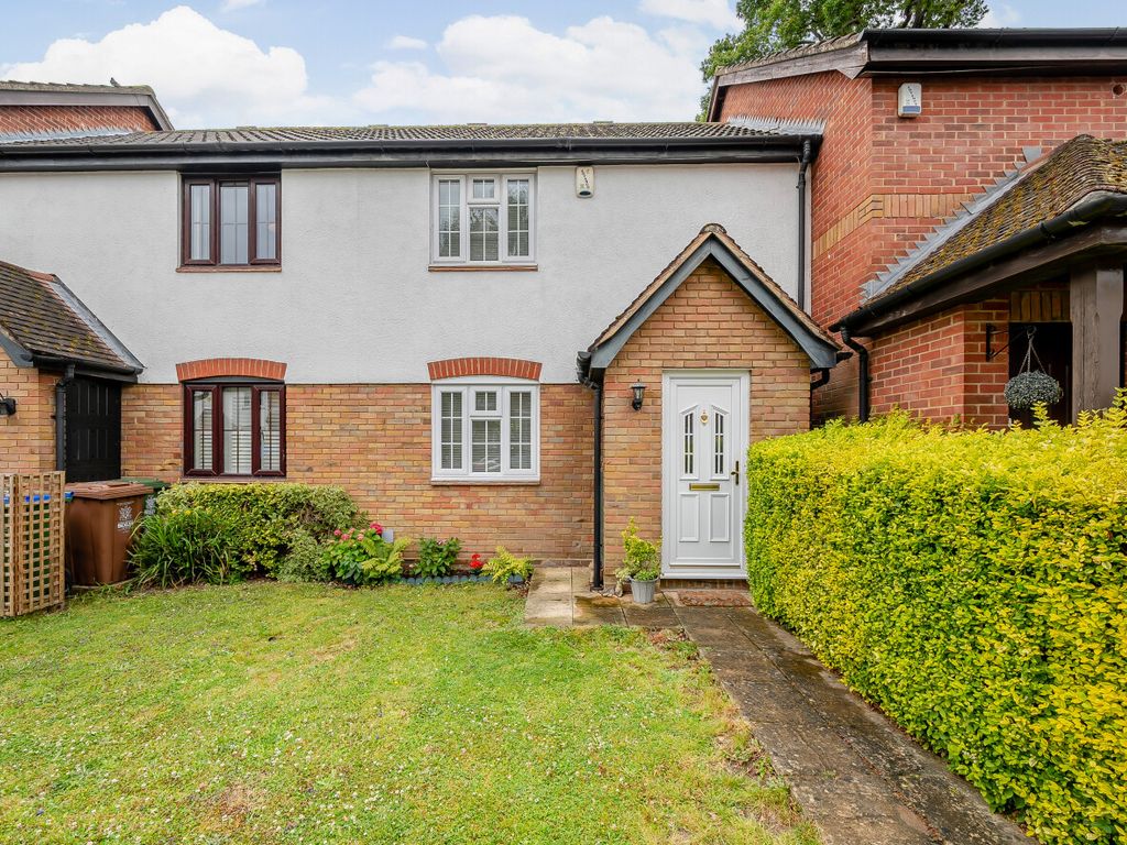 2 bed terraced house for sale in Bay Tree Close, Sidcup DA15, £415,000