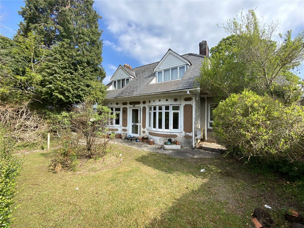 2 bed detached house for sale in Llangunnor Road, Carmarthen