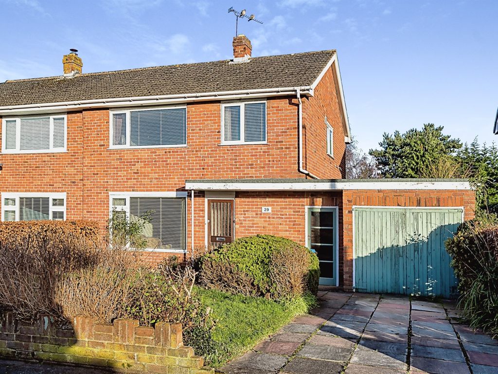 3 bed semidetached house for sale in Cotebrook Drive, Upton, Chester