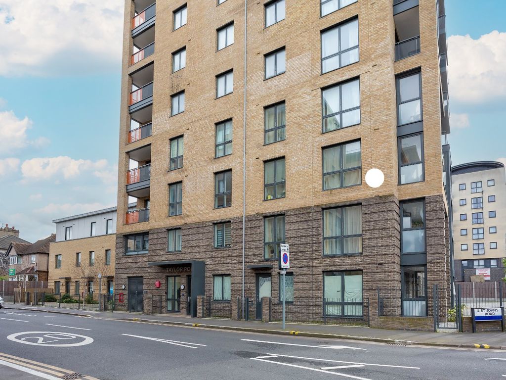 1 bed flat for sale in St. Johns Road, Watford, Hertfordshire WD17, £