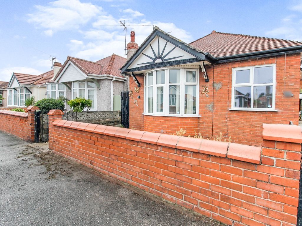 3 bed bungalow for sale in Eastville Avenue, Rhyl LL18 Zoopla