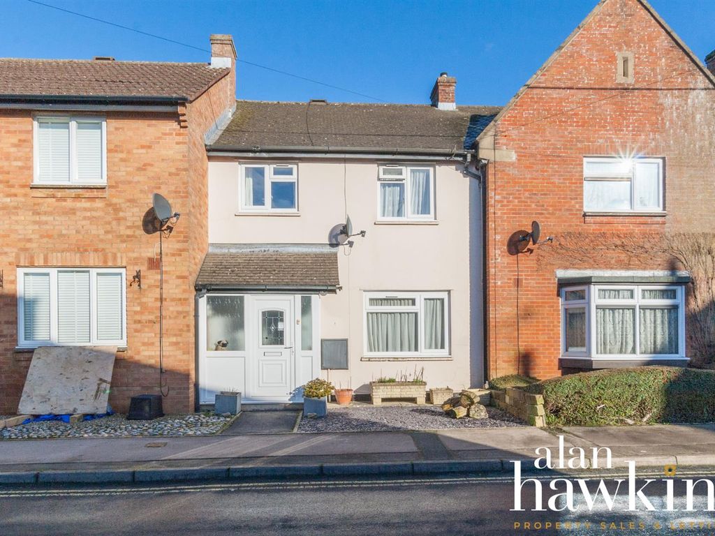 3 bed terraced house for sale in Wood Street, Royal Wootton Bassett