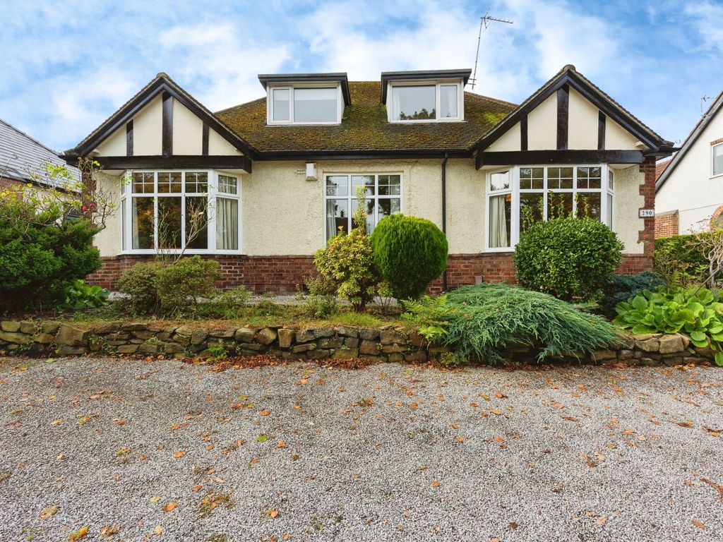 4 bed bungalow for sale in Brooklands Road, Manchester M23, £675,000