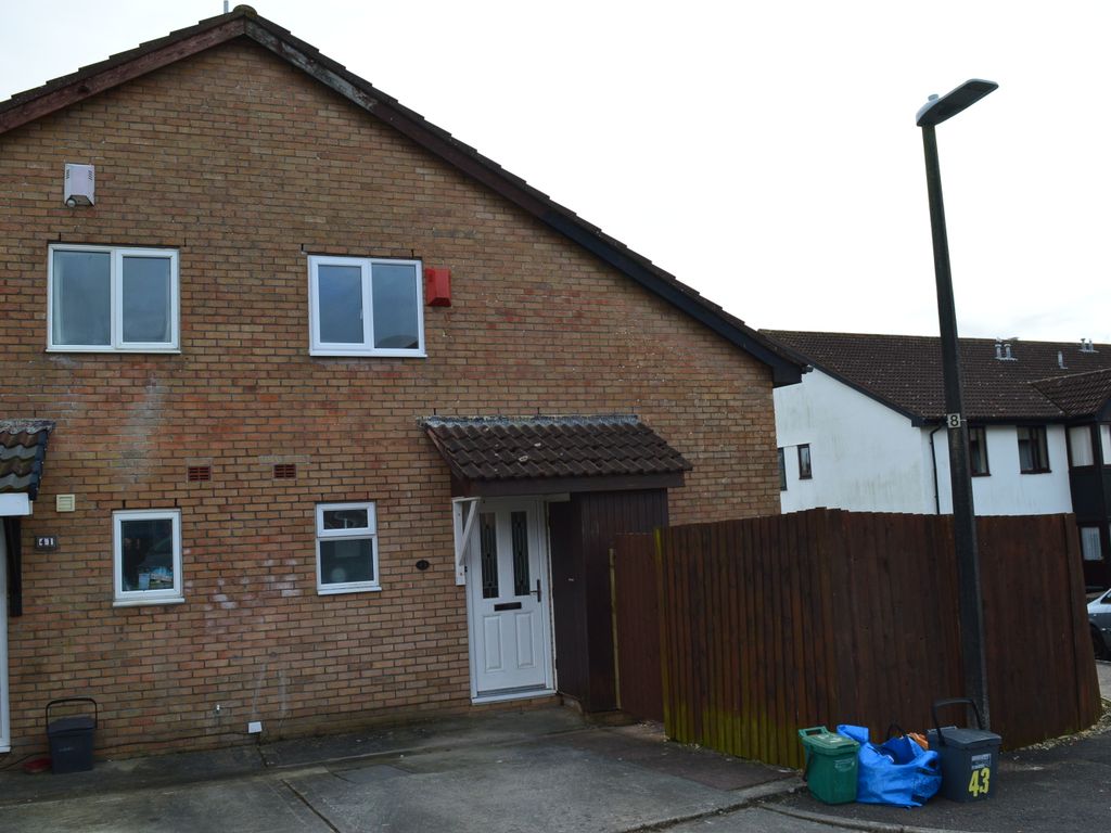 2 bed semidetached house to rent in Shakespeare Drive, Llantwit Major