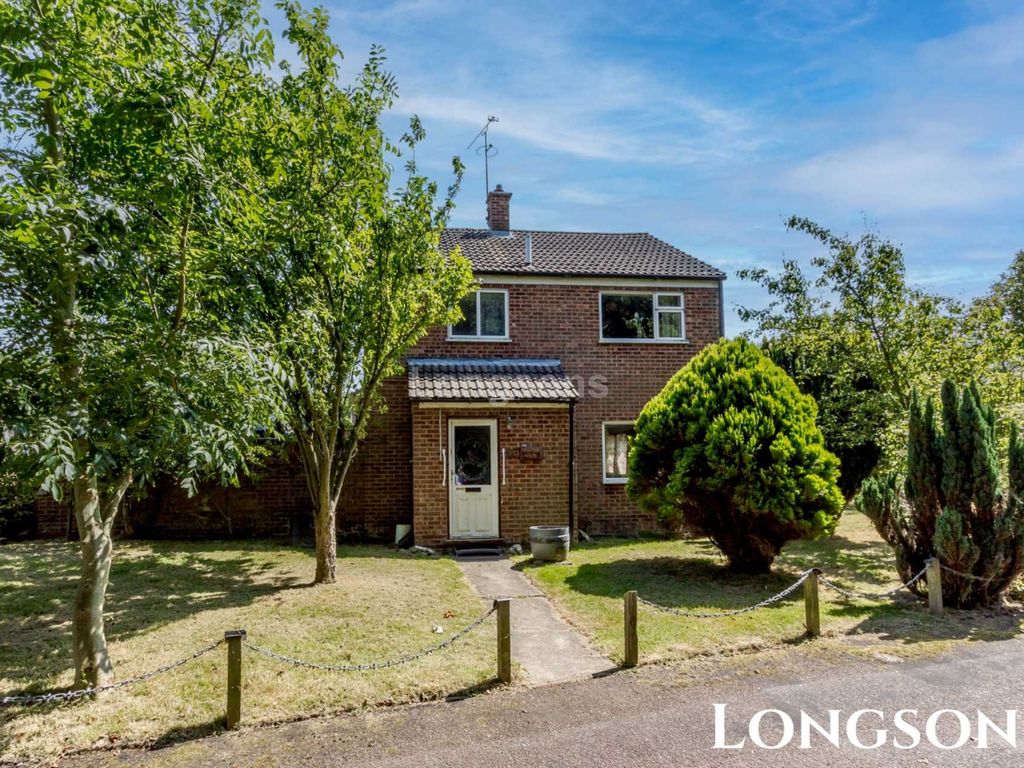 3 bed detached house for sale in Elizabeth Drive, Necton PE37 Zoopla