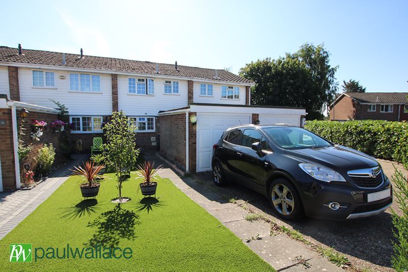 3 bed terraced house to rent in Cowles, Cheshunt, Waltham Cross EN7, £