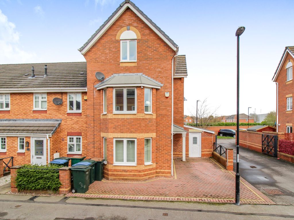 4 bed end terrace house for sale in Highley Drive, Coventry, West