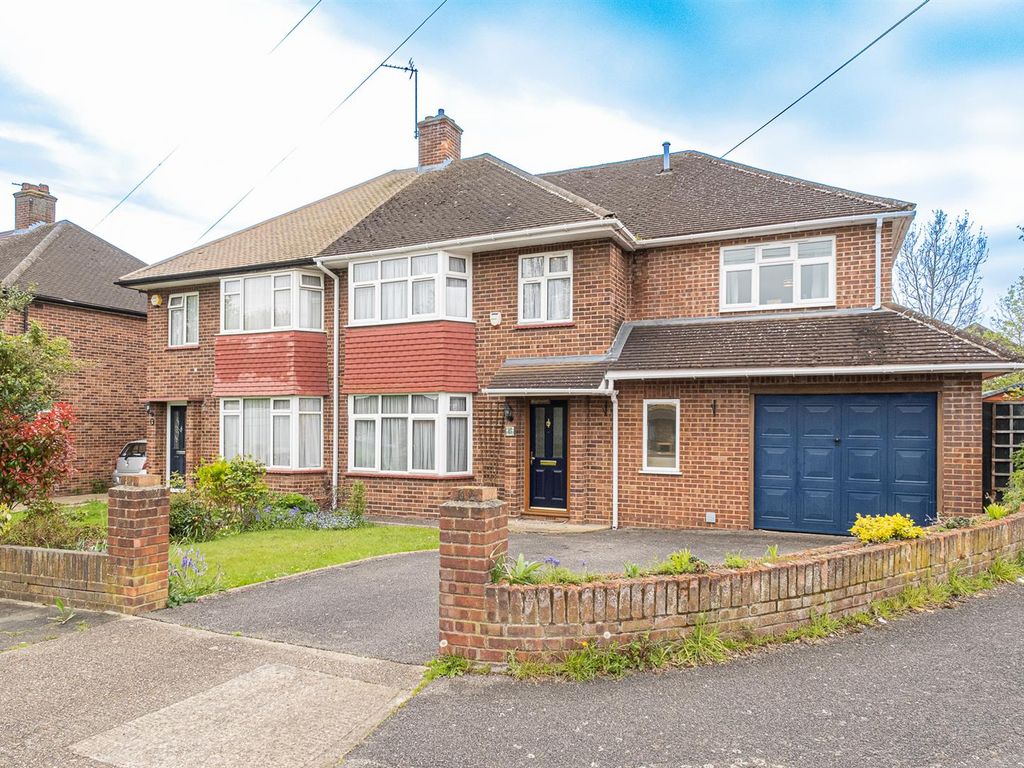 5 bed detached house for sale in Meadow View Road, Hayes UB4 Zoopla