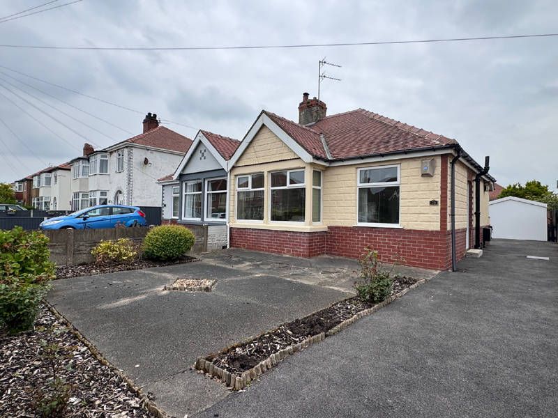 2 bed semidetached bungalow for sale in Norfolk Avenue, ThorntonCleveleys FY5, £135,000 Zoopla