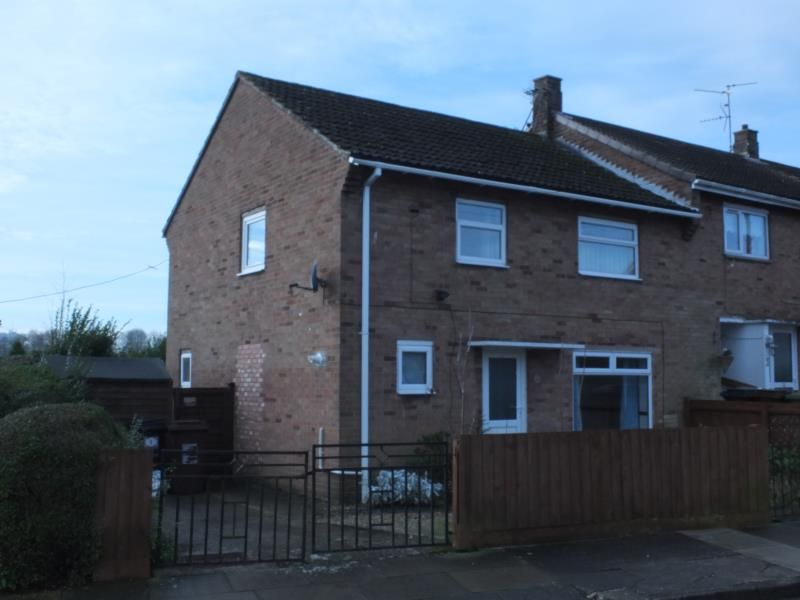 3 bed end terrace house to rent in Duncan Road, Corby NN17, £975 pcm