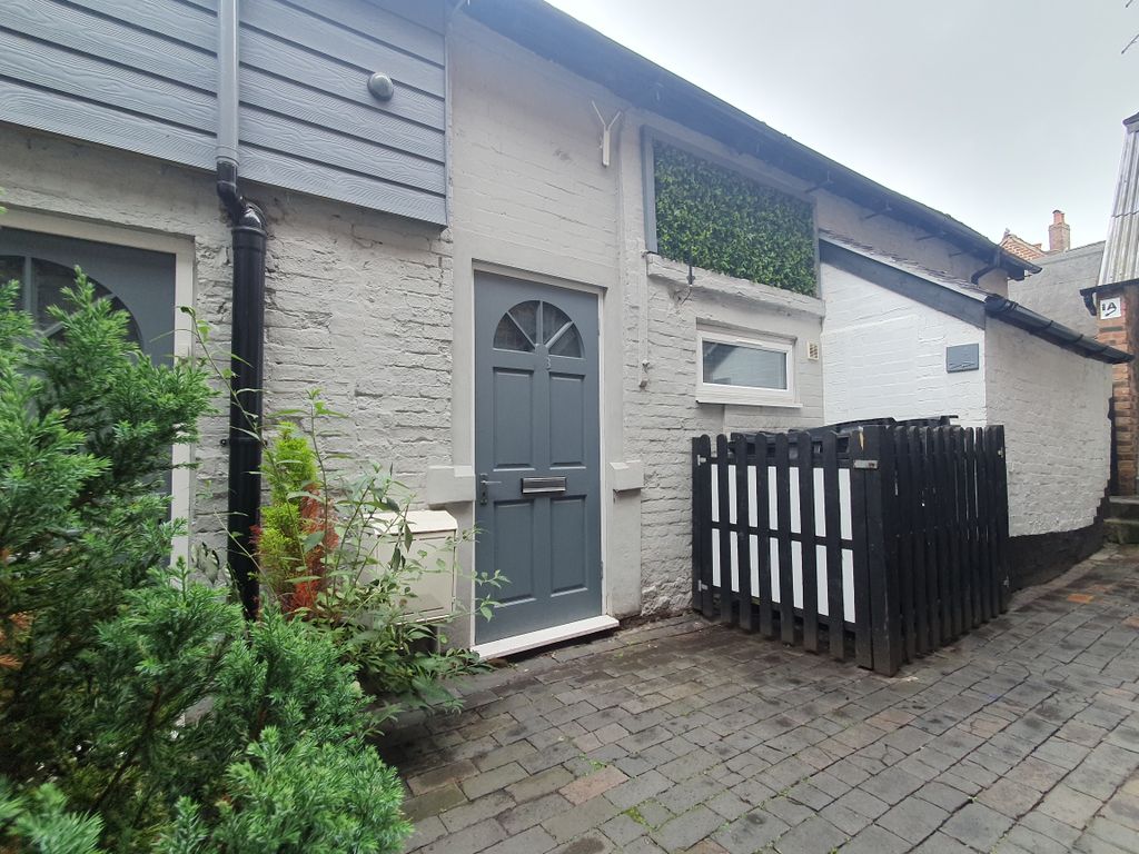 1 bed cottage to rent in Shropshire Street, Market Drayton TF9, £515