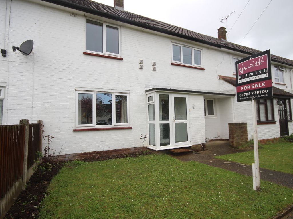 3 bed terraced house for sale in Caledonia Road, Stanwell, Staines TW19