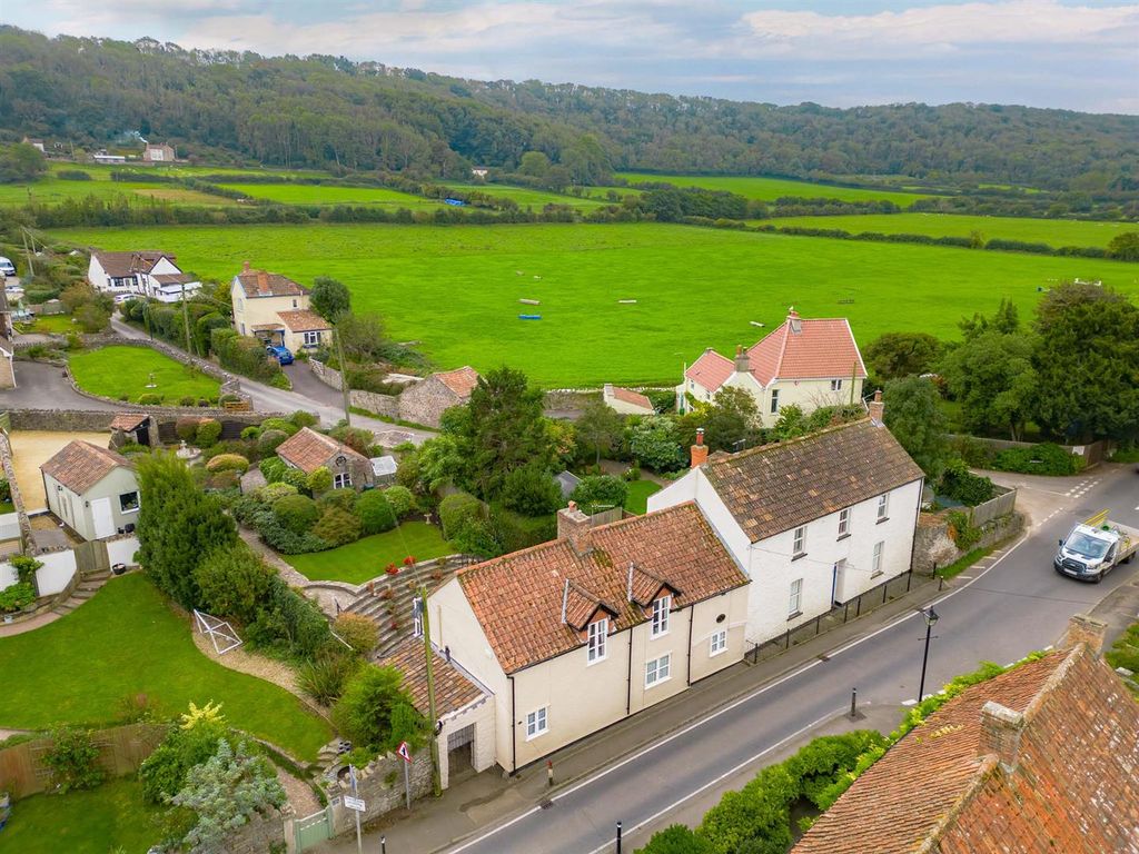 2 bed cottage for sale in Main Road, Hutton, WestonSuperMare BS24, £